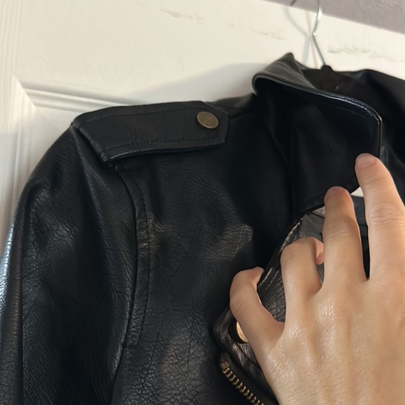 Universal Threads Leather Jacket size xs - Picture 4 of 4